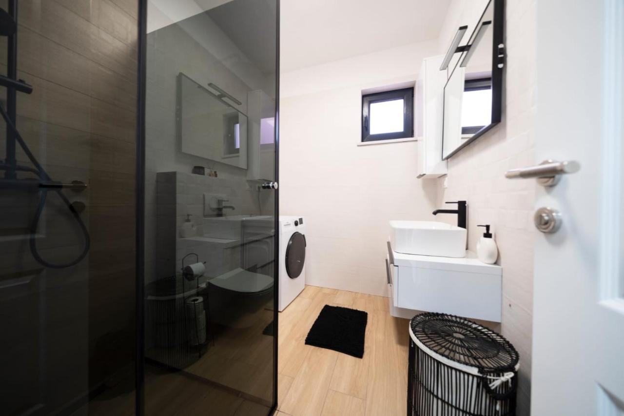 ביבינייה Apartmani Carmen מראה חיצוני תמונה