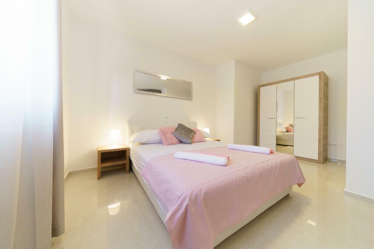 ביבינייה Apartmani Carmen מראה חיצוני תמונה