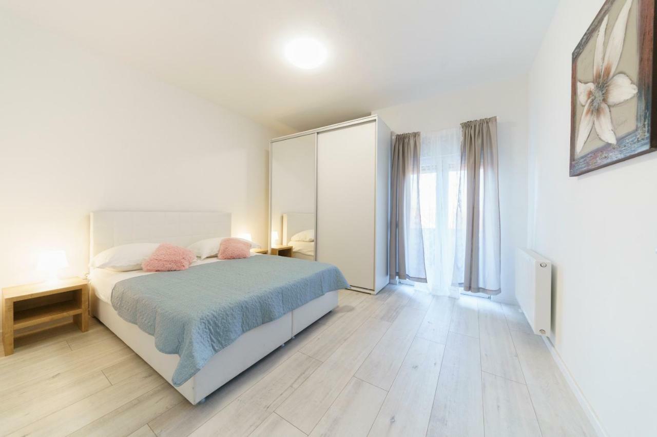 ביבינייה Apartmani Carmen מראה חיצוני תמונה